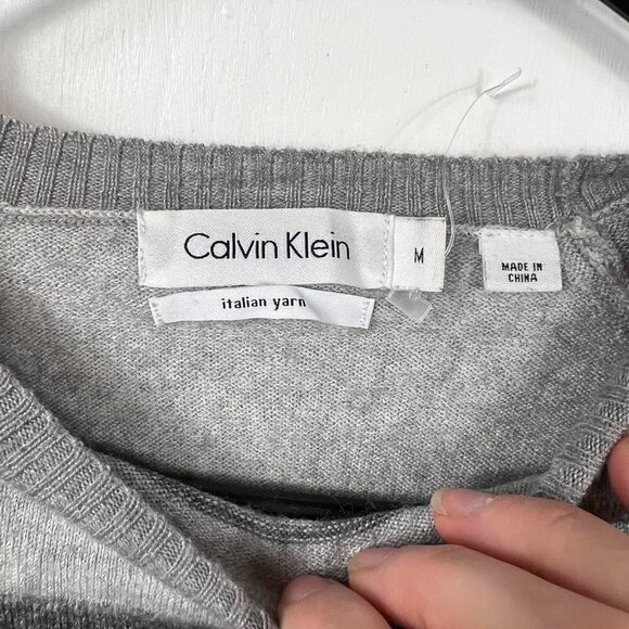 Calvin Klein Italian Yarn Heather Gray Striped Sweater |Merino Wool Blend | Sz M - Picture 8 of 9